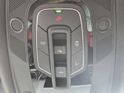 Used 2023 Audi SQ5 Prestige w/ Prestige Package image 36