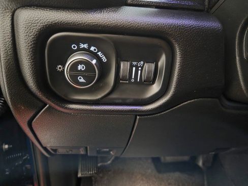Used 2021 RAM 2500 Laramie AWD/4WD image 39