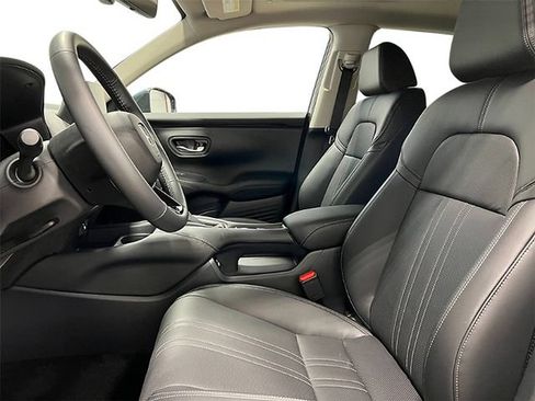 New 2025 Honda HR-V EX-L image 12