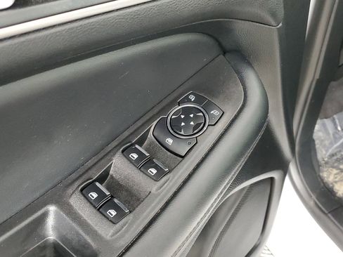 Used 2024 Ford Edge SEL image 27