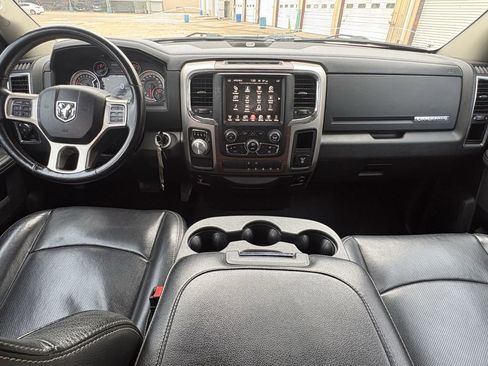Used 2017 RAM 1500 Laramie RWD image 23