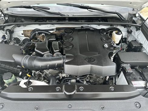 Used 2024 Toyota 4Runner SR5 image 17