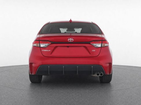 Used 2024 Toyota Corolla SE FWD image 5