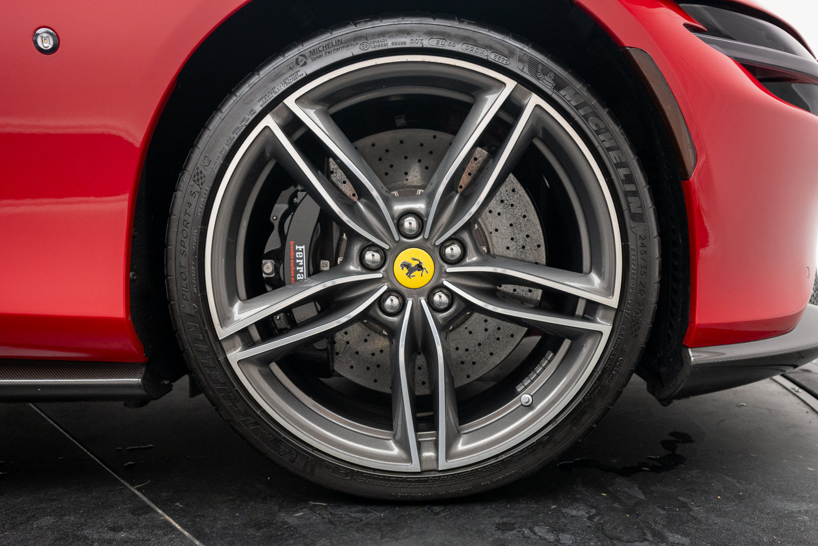 Used 2022 Ferrari Roma RWD image 35