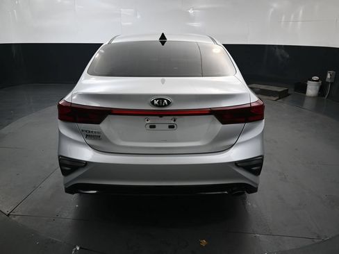 Used 2021 Kia Forte LXS FWD image 8