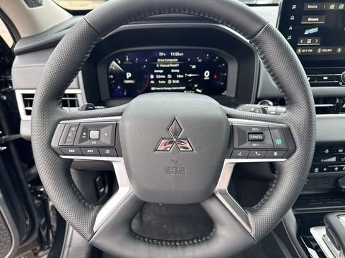 New 2026 Mitsubishi Outlander SE AWD/4WD image 8