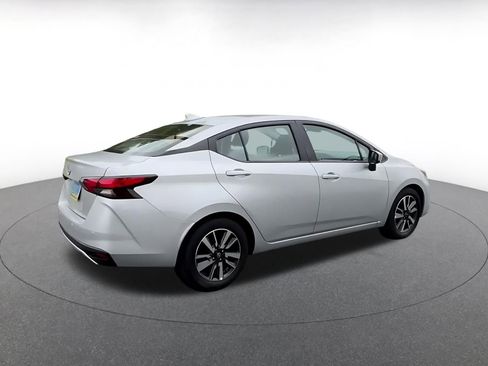 Used 2025 Nissan Versa SV FWD image 15