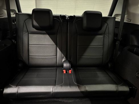 Used 2019 Volkswagen Tiguan SE w/ 3rd Row Seat Package AWD/4WD image 20