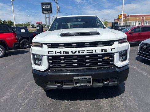 Used 2023 Chevrolet Silverado 2500 Custom w/ Custom Convenience Package AWD/4WD image 11