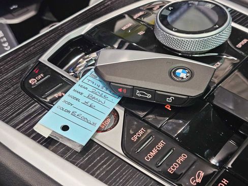 New 2026 BMW X6 xDrive40i w/ Executive Package image 30