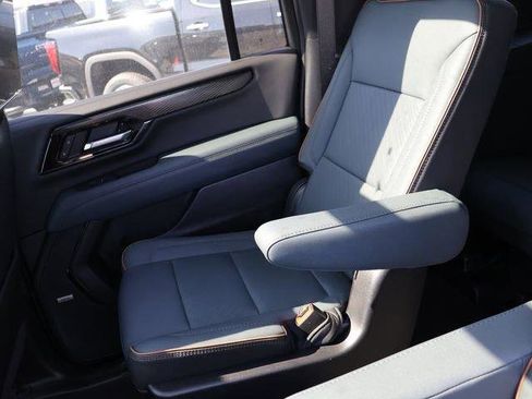 New 2026 GMC Yukon XL AT4 w/ AT4 Premium Plus Package AWD/4WD image 15