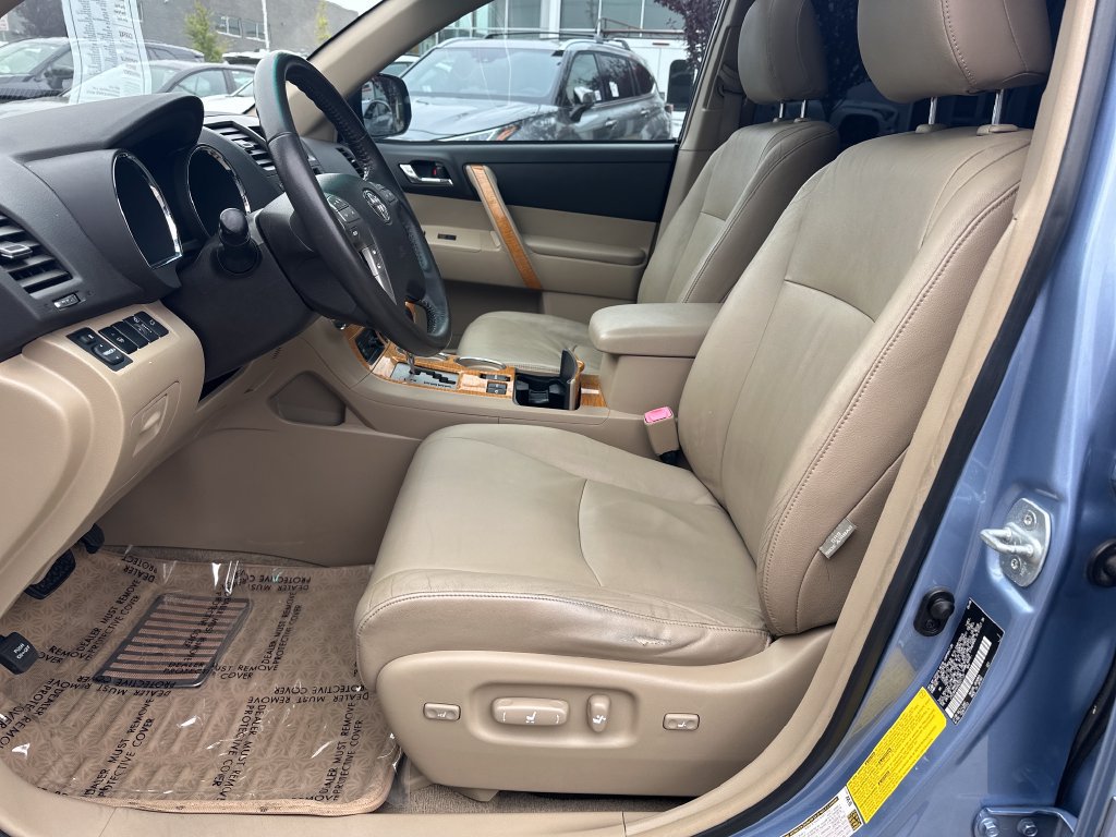 Used 2008 Toyota Highlander Limited AWD/4WD image 12