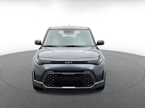 Used 2025 Kia Soul LX w/ LX Technology Package FWD image 2