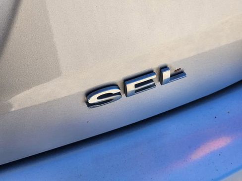 Used 2018 Ford Focus SEL image 12