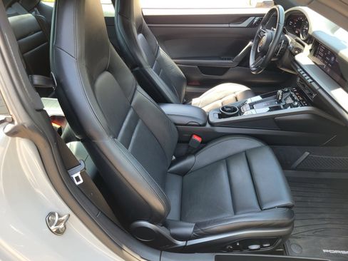 Certified 2021 Porsche 911 Carrera 4S AWD/4WD image 28