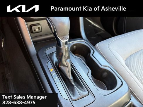 Used 2022 Chevrolet Colorado W/T image 26