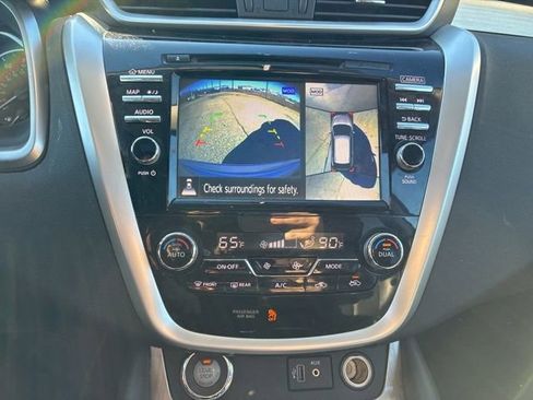 Used 2018 Nissan Murano SL w/ Moonroof Package image 21