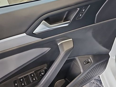 New 2026 Volkswagen Jetta SE FWD image 26