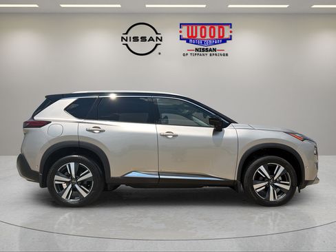 Certified 2023 Nissan Rogue Platinum AWD/4WD image 2