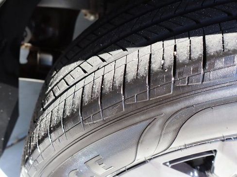 Used 2025 MAZDA CX-50 2.5 Hybrid w/ Preferred Pkg image 44