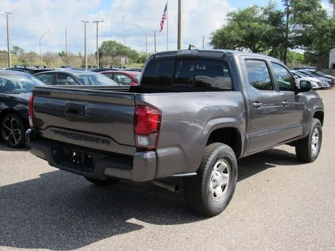 Used 2022 Toyota Tacoma SR w/ SR Convenience Package RWD image 3