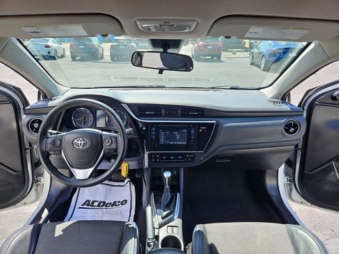 Used 2017 Toyota Corolla SE w/ Carpet Mat Package (TMS) FWD image 29