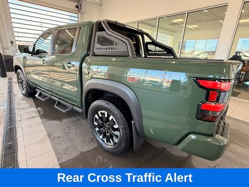 Used 2022 Nissan Frontier PRO-4X image 6