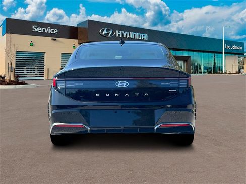 New 2025 Hyundai Sonata SEL image 6