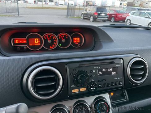 Used 2012 Scion xB image 21