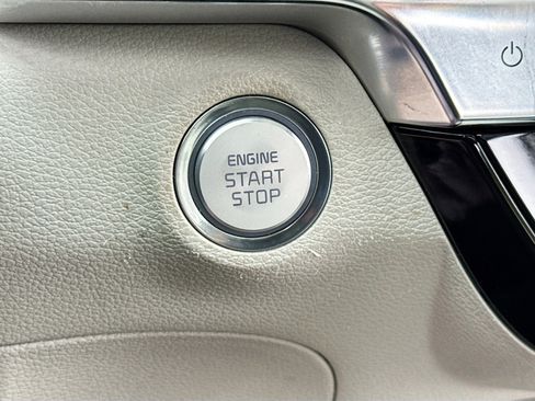 Used 2022 Kia Telluride EX w/ EX Premium Package FWD image 9
