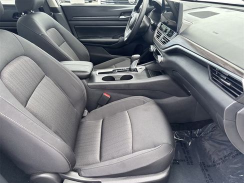 New 2025 Nissan Altima 2.5 SV w/ SV Special Edition Package image 13