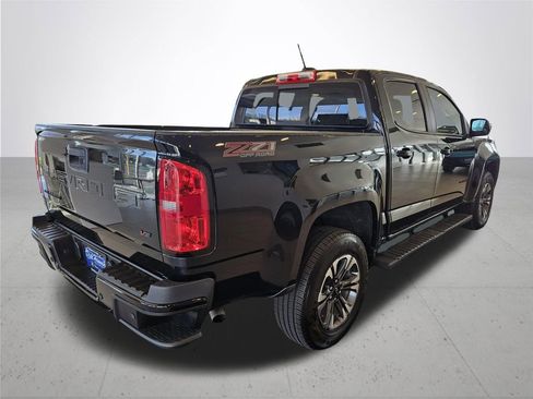 Used 2022 Chevrolet Colorado Z71 AWD/4WD image 7
