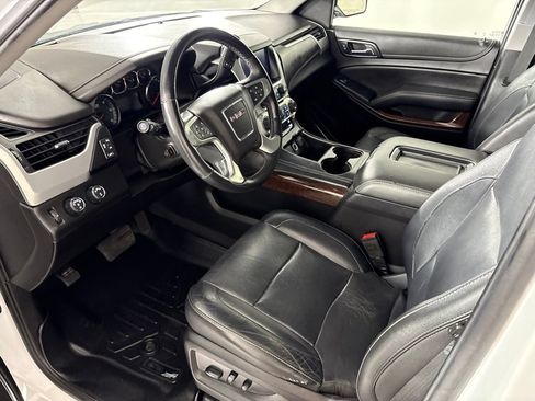 Used 2019 GMC Yukon XL SLT AWD/4WD image 30