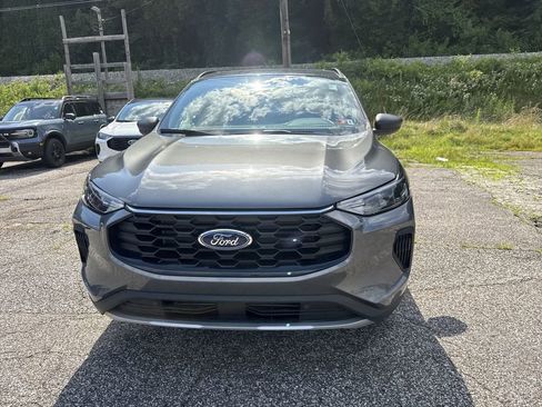 New 2025 Ford Escape ST-Line w/ Tech Pack #1 AWD/4WD image 3