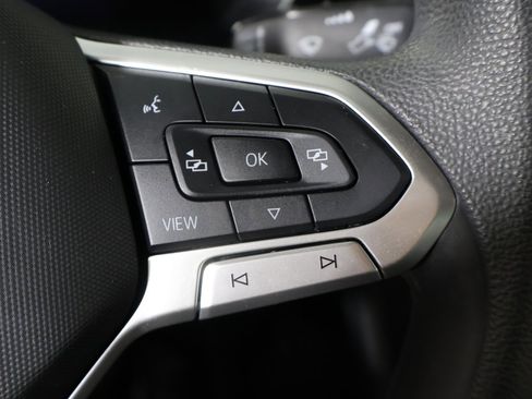 Used 2023 Volkswagen Jetta S image 35