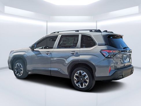 New 2026 Subaru Forester Premium AWD/4WD image 5