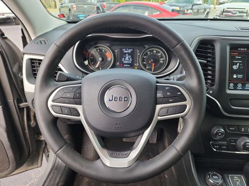 Used 2022 Jeep Cherokee Latitude w/ Sun & Sound Group image 28