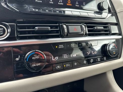 Certified 2024 Nissan Pathfinder SL AWD/4WD image 27