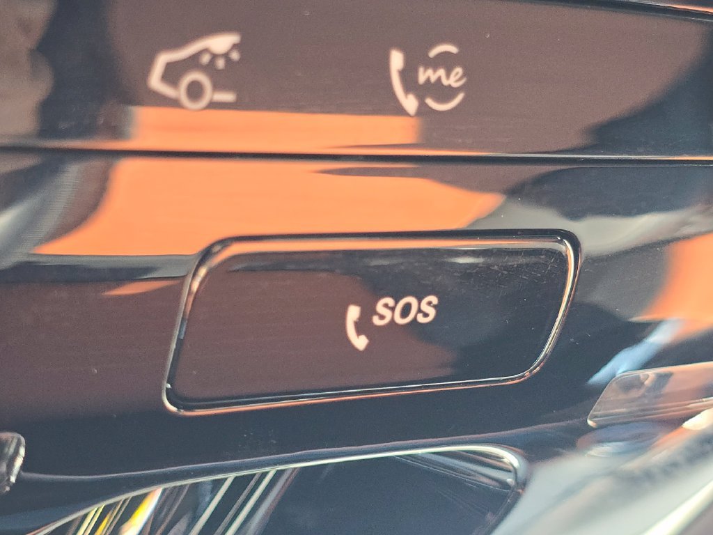 Certified 2026 Mercedes-Benz C 300 4MATIC Sedan image 9