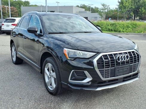 Used 2020 Audi Q3 2.0T Premium AWD/4WD image 5