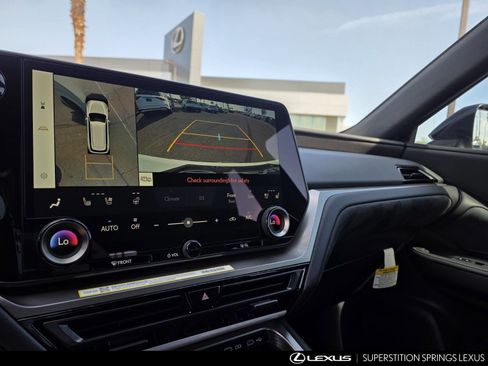 New 2026 Lexus TX 500h AWD image 18