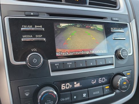 Used 2017 Nissan Altima 2.5 SL image 16