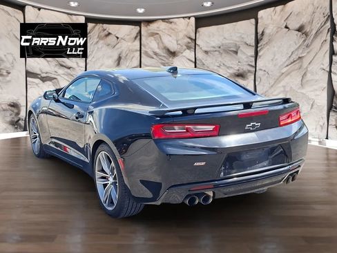 Used 2016 Chevrolet Camaro SS image 4