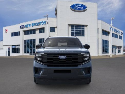New 2025 Ford Expedition Max Active image 6