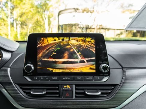 Used 2020 Nissan Altima 2.5 SL image 10