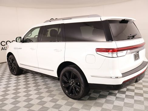 Certified 2024 Lincoln Navigator Reserve AWD/4WD image 25