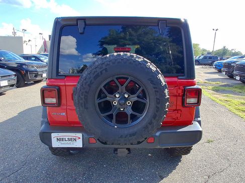 Certified 2025 Jeep Wrangler Unlimited Sport S 4xe AWD/4WD image 29