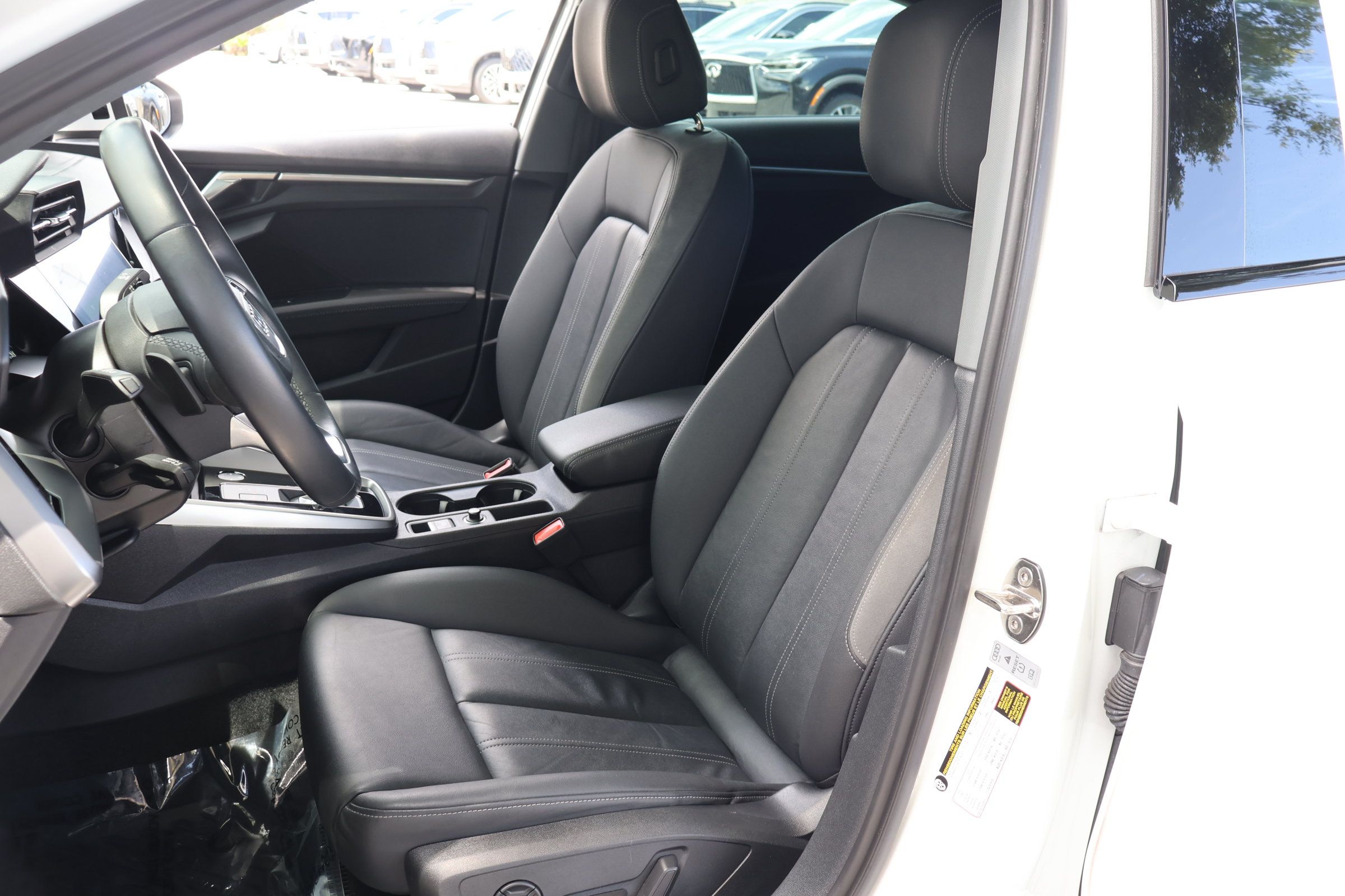 Used 2023 Audi A3 2.0T Premium Plus w/ Premium Plus Package FWD image 2