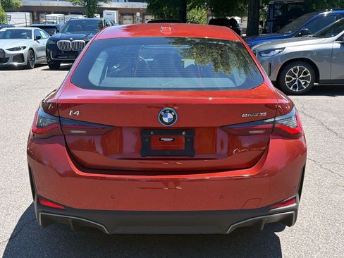 Used 2023 BMW i4 eDrive35 RWD image 10