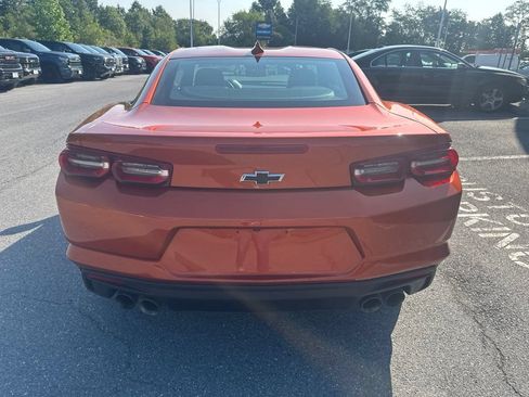 Used 2023 Chevrolet Camaro LT RWD image 6